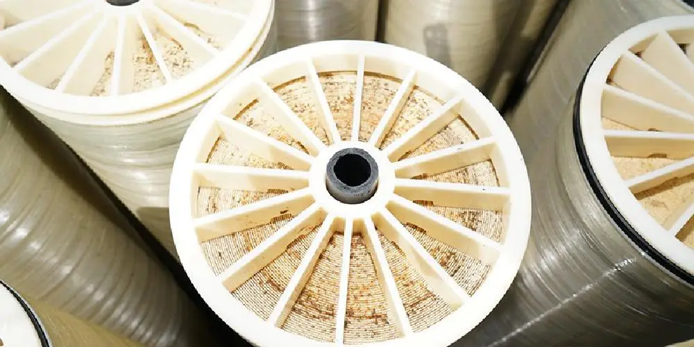 روش شستشوی ممبران سیستم اسمز معکوس به طور کامل توضیح داده شده است